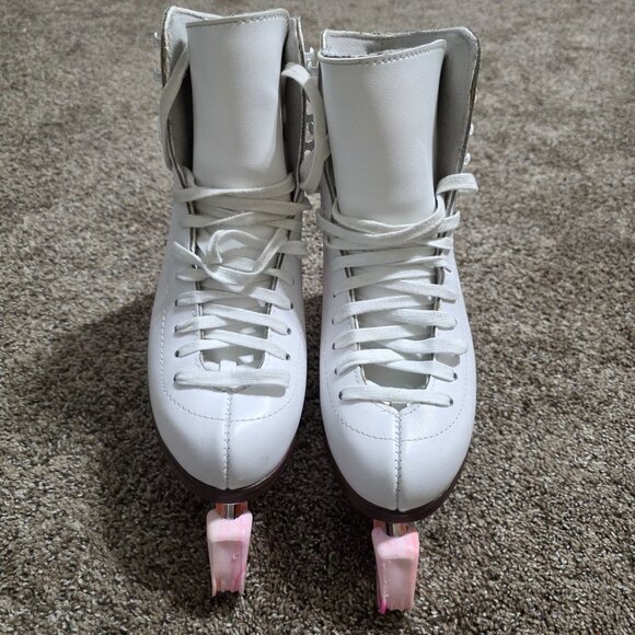 GAM Figure Skates 7.5 C w/ 10¼" Blades + Guardog Covers – White - Picture 5 of 16